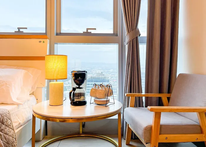 Bgc 2br Uptown Parksuites With Ps4 43 * Manila