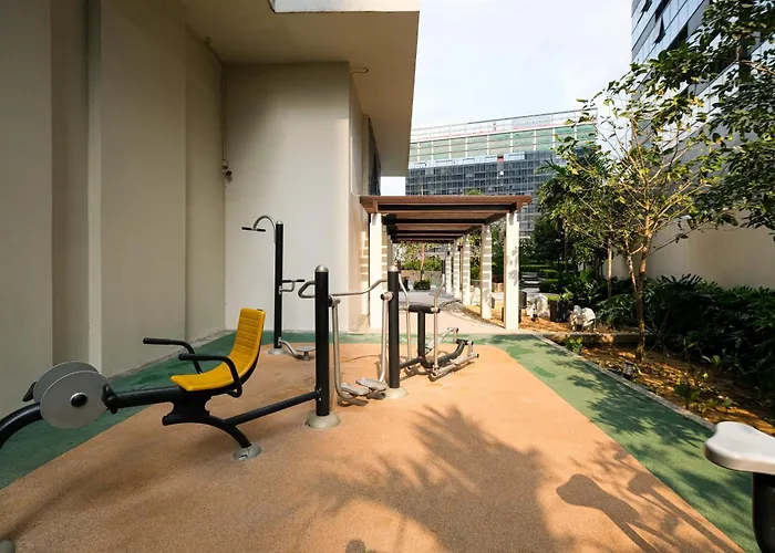 Bgc 2br Uptown Parksuites With Ps4 43 Manila